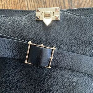 VALENTINO
Leather Rockstud Crossbody Black Bag